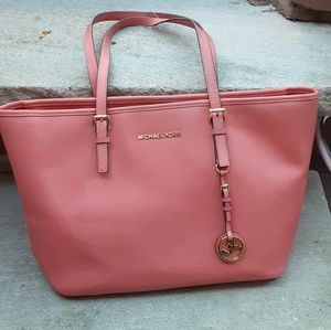 MICHAEL Michael Kors Jet Set Saffiano Tote